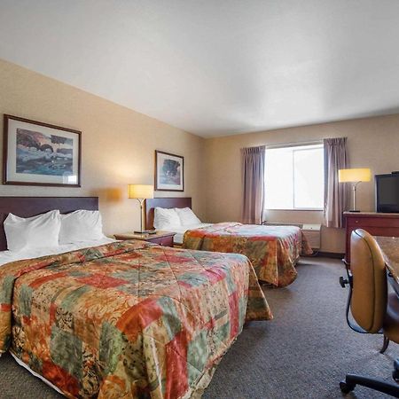 Rodeway Inn & Suites Nampa Buitenkant foto