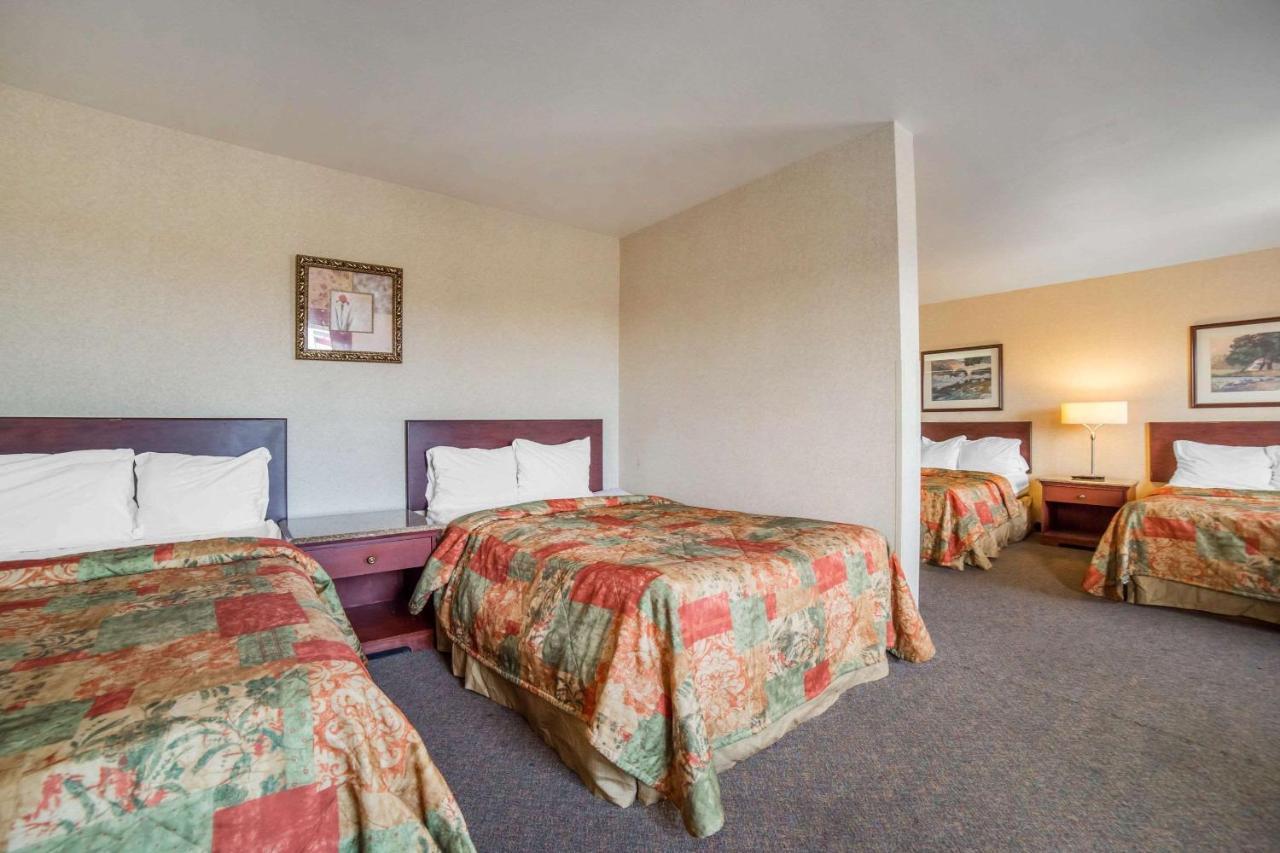 Rodeway Inn & Suites Nampa Buitenkant foto