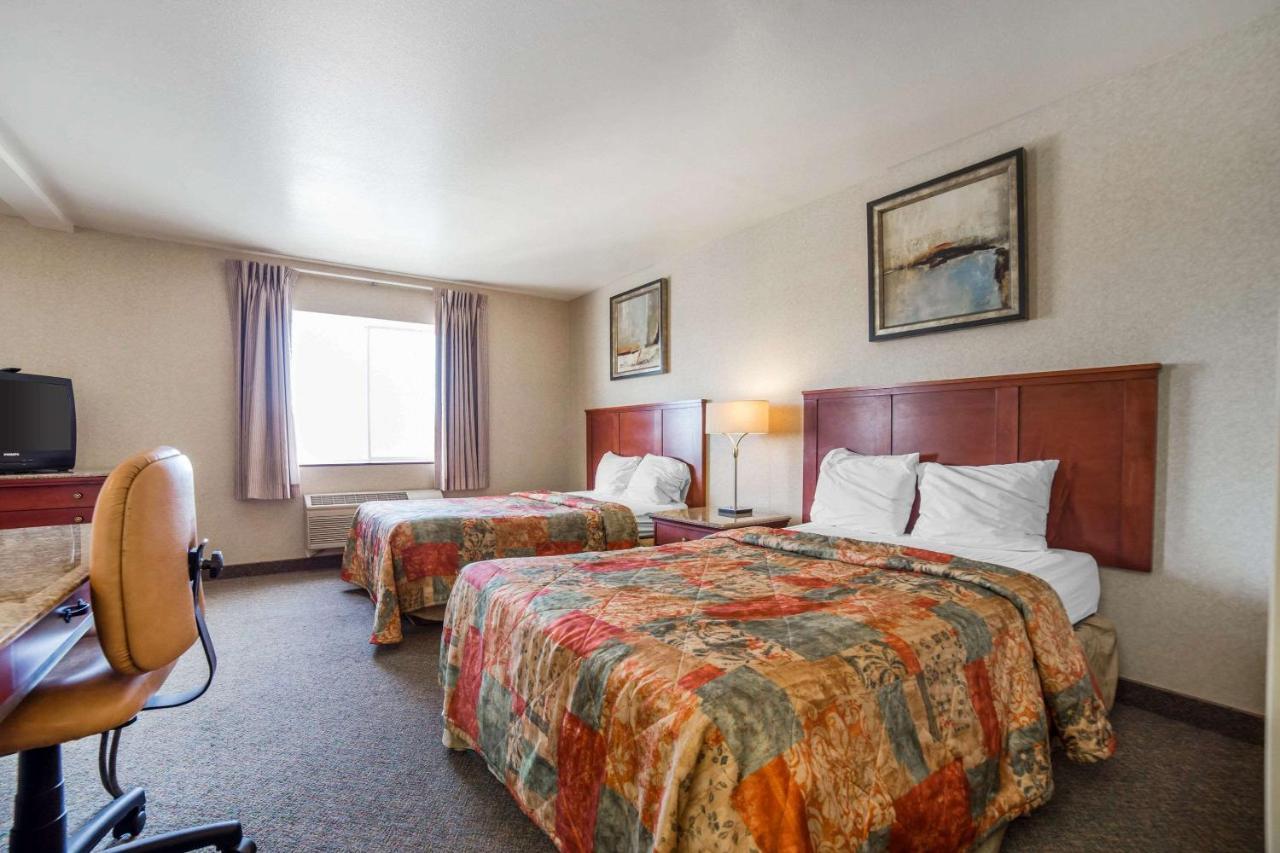 Rodeway Inn & Suites Nampa Buitenkant foto