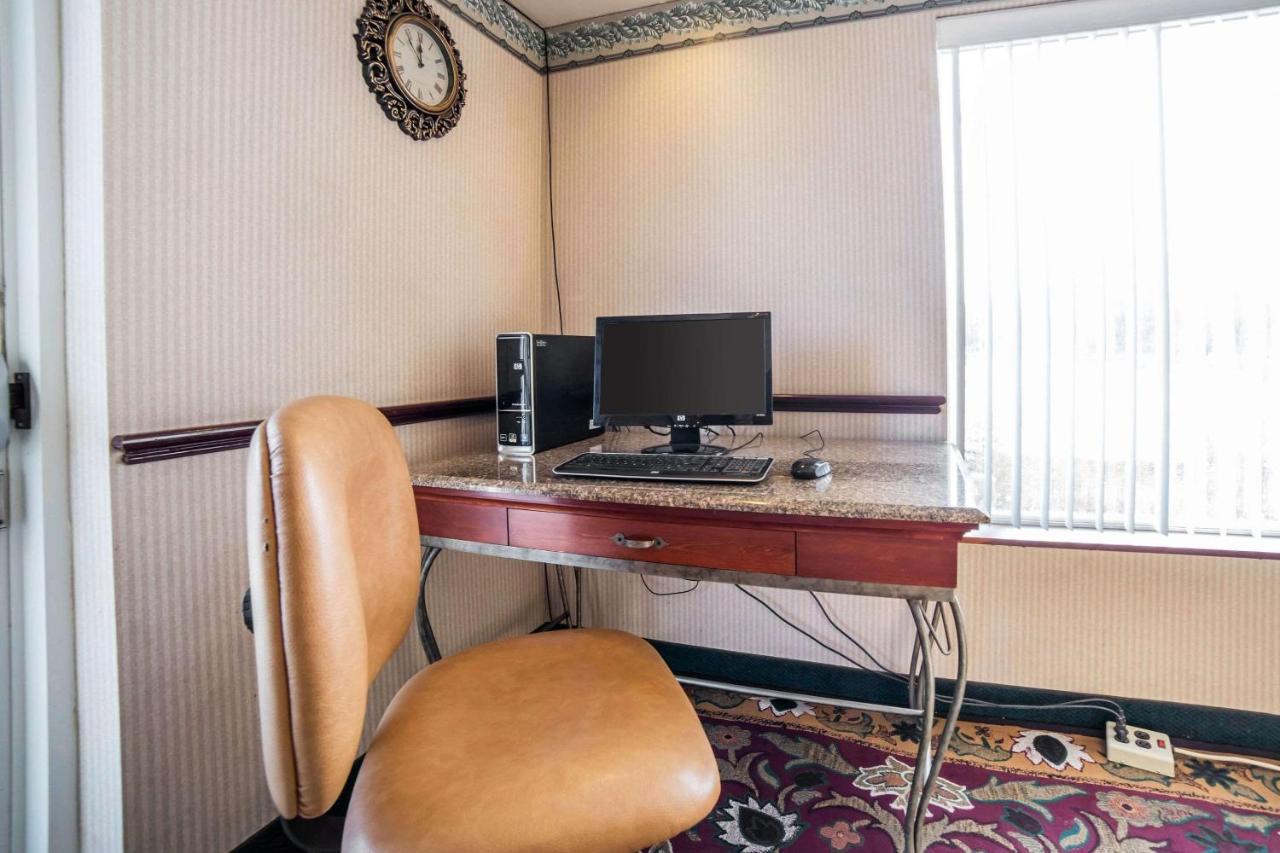 Rodeway Inn & Suites Nampa Buitenkant foto