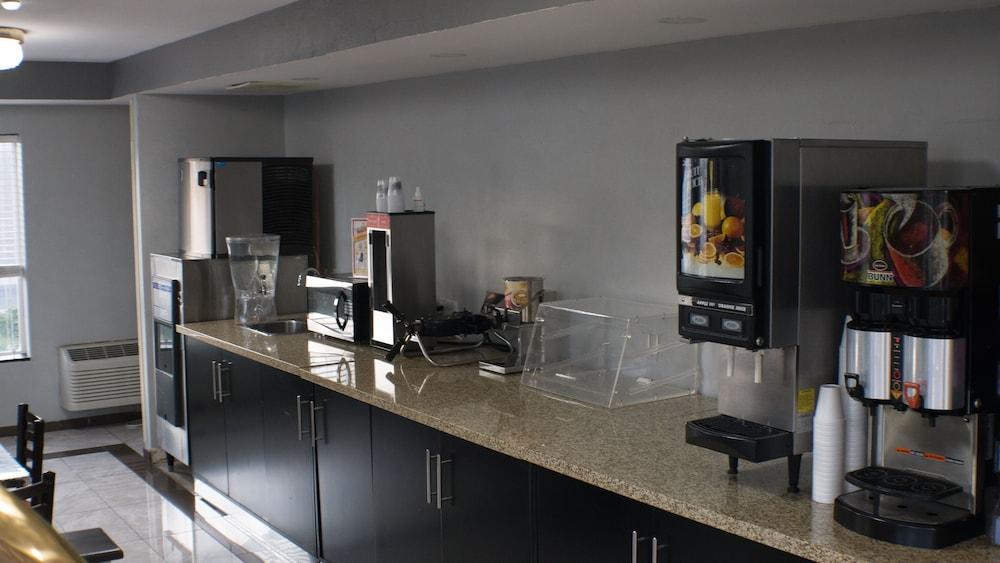 Rodeway Inn & Suites Nampa Buitenkant foto